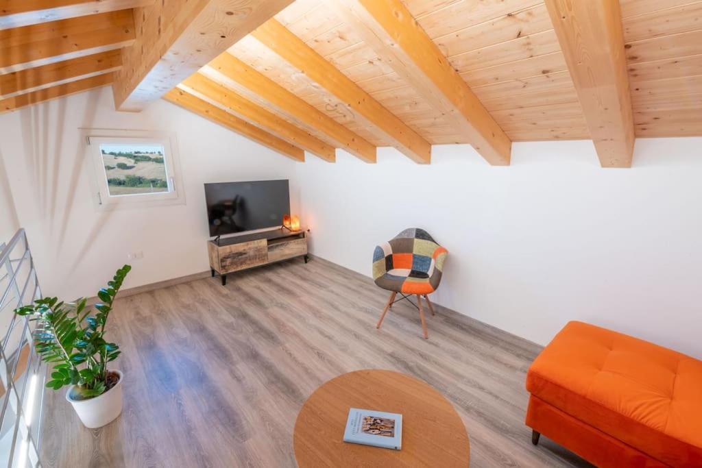 Casal Del Sole - Il Girasole Apartman Montefelcino Kültér fotó