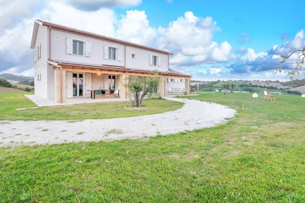 Casal Del Sole - Il Girasole Apartman Montefelcino Kültér fotó